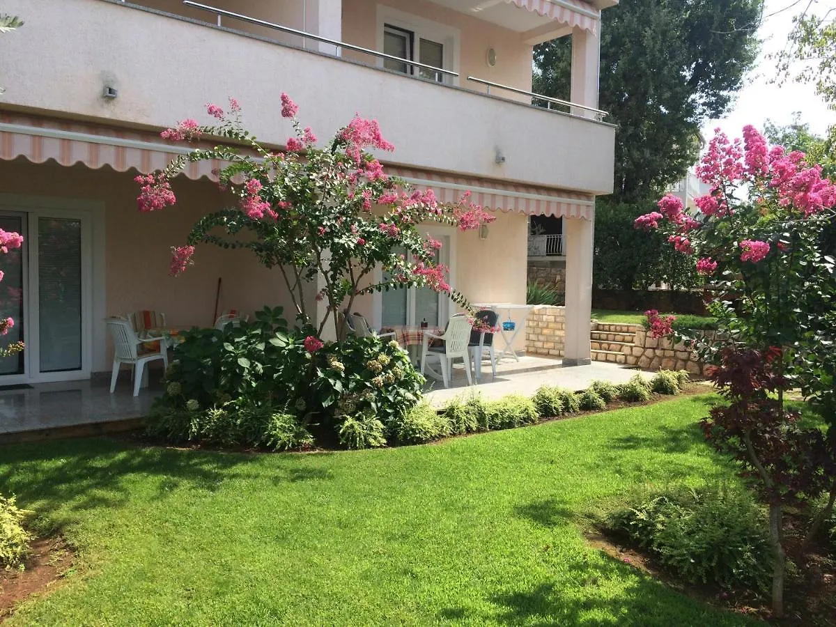 Apartments Malinska - Apartment 2 Хорватия